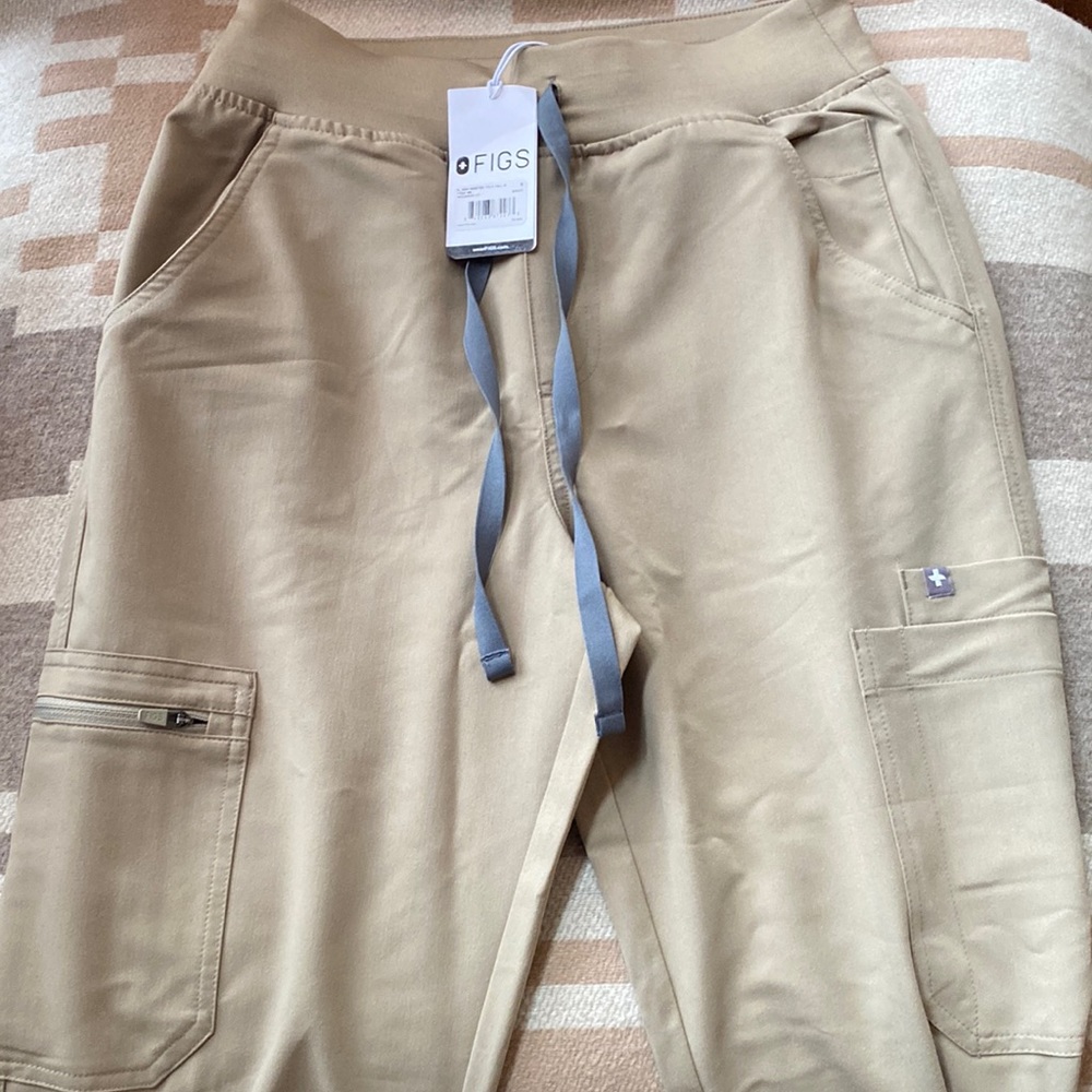 Figs High Waisted Yola in Latte